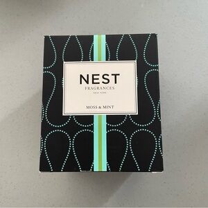 NEST Fragrances Moss & Mint 8.1 oz. Candle